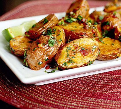 Pečené brambory v troubě – už nebude chtít jiné!