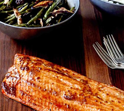 Pečený losos s pikantní hořčicí – nelze odolat!