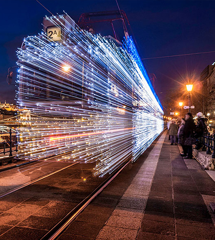 Tramvaje v Budapešti připomínají stroje času!