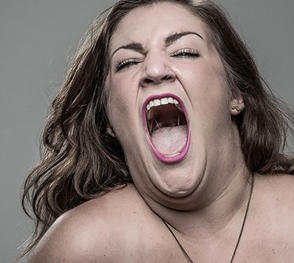 Víte, jak to bolí paralyzérem?