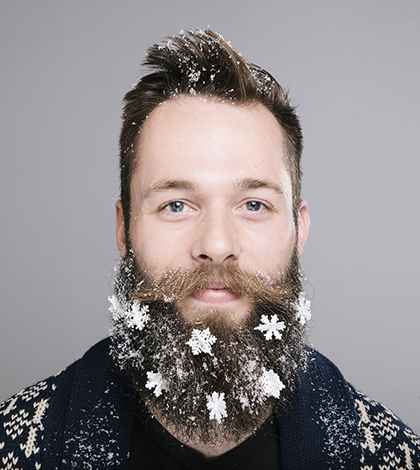 Vánoční styling vousů aneb přichází Decembeard!