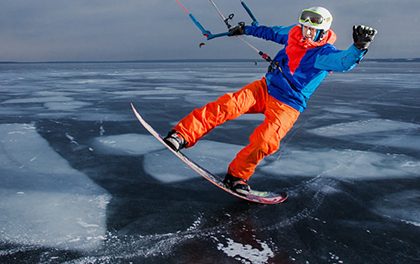 Netradiční zimní sporty, které vás nenechají v klidu! Zjistěte, jak si zvýšit hladinu adrenalinu!