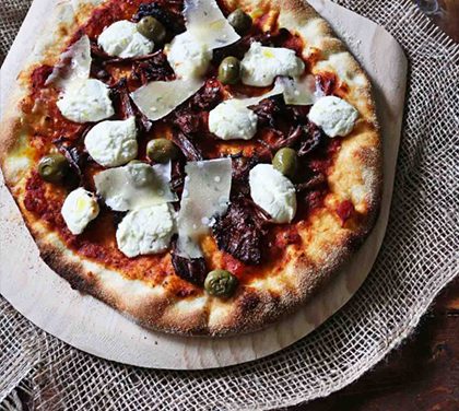Pizza pro chlapy jako dělaná – Jednoduchý recept stojí za vyzkoušení!