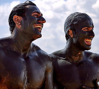 Trápí vás lupénka  jiné kožní problémy? Zkuste bahno z mrtvého moře!