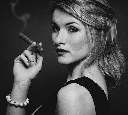 Proč je výhodné chodit se čtyřicátnicí? Prozradíme vám to