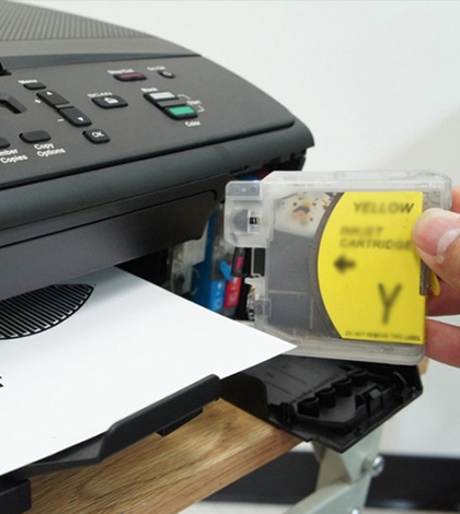 Jak zprovoznit kazetu se zaschlým inkoustem?