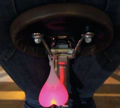 Ukažte, že máte “koule“ a neztrácíte smysl pro humor!