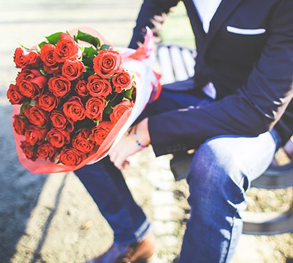 Jak ušetřit při nákupu zásnubního prstýnku?