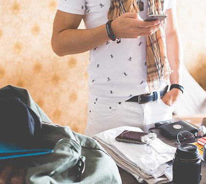 Jak být v autě v pohodě i v nepohodě? Seznam věcí, s nimiž zvládnete každou situaci!