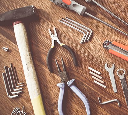 Hodinový manžel? Opravy domu zvládnete sám, stačí jen to správné nářadí