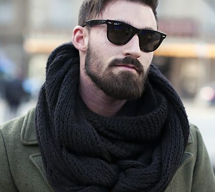 Jak uvázat pánskou šálu? Způsobů nepřeberně