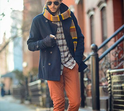 Jak nosit pánskou šálu? Nechte se inspirovat vyladěnými outfity