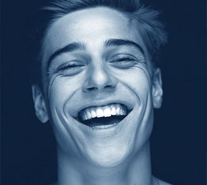 Chlapský úsměv jako ten nejlepší módní doplněk! Jak pečovat o zuby a svěží dech?