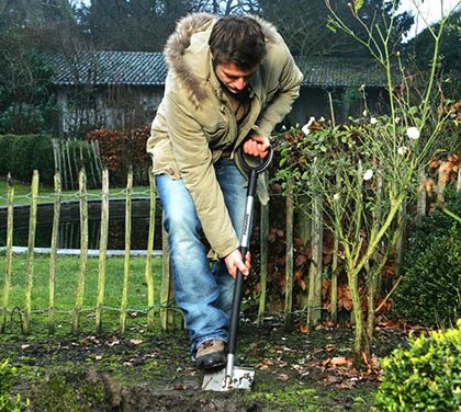 Jaké ruční nářadí dělá chlapa chlapem? Toto jsou nepostradatelné věci nejen na zahradě