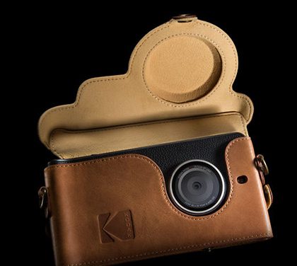 Kodak představil nový smartphone. Je určen pro všechny (muže), co rádi fotí!