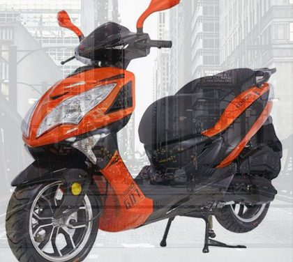 Osedlejte skútr a staňte se pány města. Anebo se vydejte ještě dál…