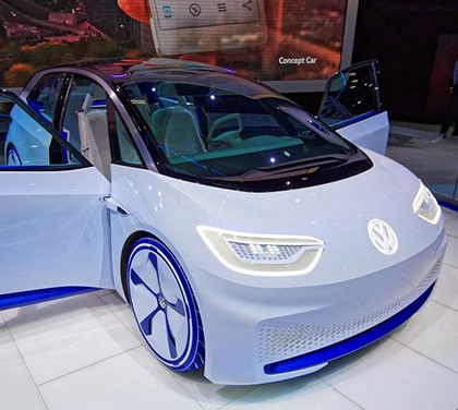 Kdy nastoupí elektromobily na český trůn?