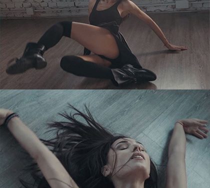 Nic není více sexy než přirozená krása! Sledujte, jak tahle kočička rozvlní své dokonalé tělo