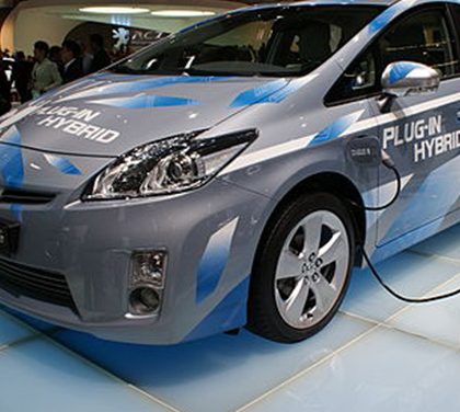 Hybridní pohon – cesta do budoucnosti, nebo polovičaté řešení?