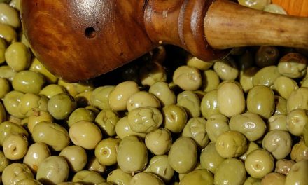 Když vás honí mlsná, dejte si třeba olivu!