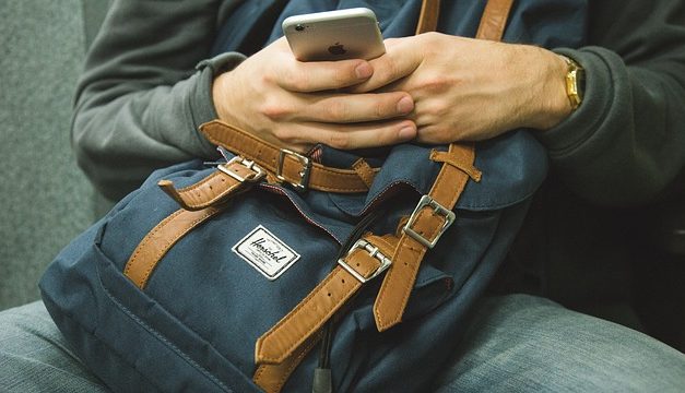 Co se zablokovaným iPhonem?