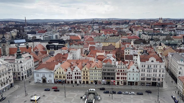 Kultura, sport, vysoká zaměstnanost i výhodná poloha. Plzeň je velmi atraktivní lokalita pro bydlení