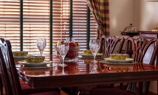 Máte rádi indický nábytek? Víme, kde jej koupíte ve skvělé kvalitě za rozumné ceny