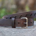 Materiál, délka i celkový design. Co všechno hraje roli při výběru ideálního koženého pásku?
